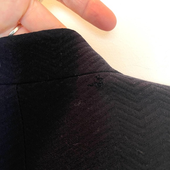 Giorgio Armani Navy Women's Button Blazer - Picture 4 of 4